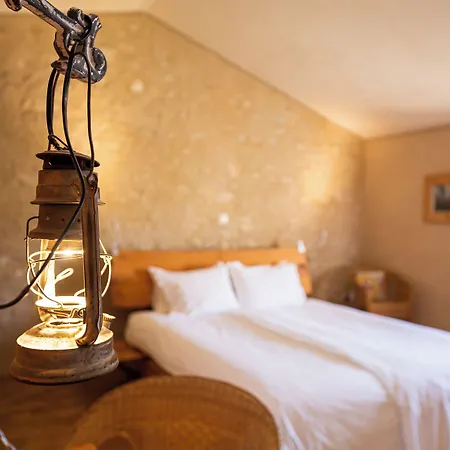 فندق Ecurie Du Domaine De Chantemerle